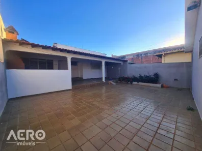 Casa com 3 Quartos à venda, 270m² no Vila Falcão, Bauru