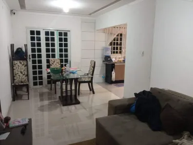 Sobrado com 3 Quartos à venda, 180m² no Condomínio Maracanã, Santo André