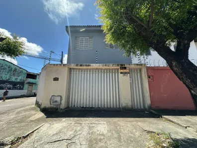 Casa com 5 Quartos para alugar, 80m² no Antônio Bezerra, Fortaleza