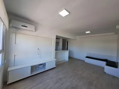 Apartamento com 3 Quartos à venda, 75m² no Jardim Carvalho, Porto Alegre