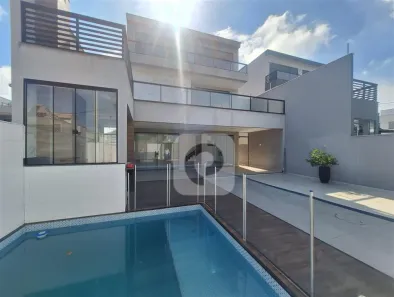Casa de Condomínio com 3 Quartos à venda, 550m² no Recreio dos Bandeirantes, Rio de Janeiro