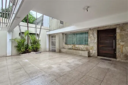 Sobrado com 3 Quartos para alugar, 180m² no Vila Cordeiro, São Paulo