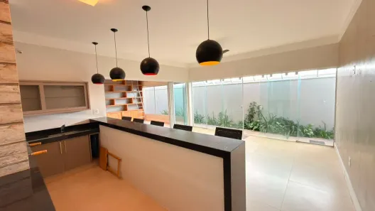 Casa de Condomínio com 4 Quartos à venda, 247m² no Vila Santa Rita, Franca