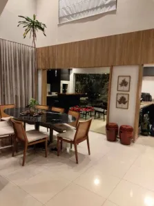 Casa de Condomínio com 3 Quartos para alugar, 200m² no Esperança, Londrina