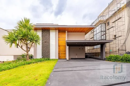 Casa de Condomínio com 3 Quartos à venda, 420m² no Alphaville, Santana de Parnaíba