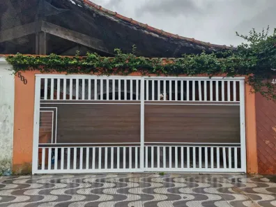 Casa com 2 Quartos à venda, 67m² no Mirim, Praia Grande