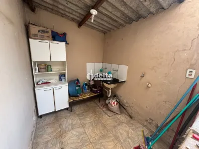 Casa com 3 Quartos à venda, 240m² no Planalto, Uberlândia