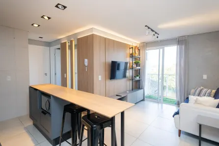 Apartamento com 2 Quartos para alugar, 48m² no Três Vendas, Pelotas