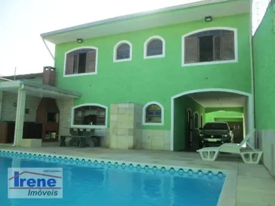 Sobrado com 3 Quartos à venda, 200m² no Vila Sao Roque, Itanhaém