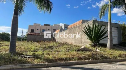 Lote/Terreno à venda, 202m² no Loteamento Reserva Real, Montes Claros