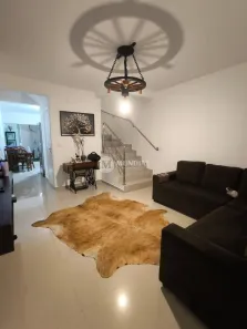 Casa com 2 Quartos à venda, 92m² no Santa Regina, Camboriú