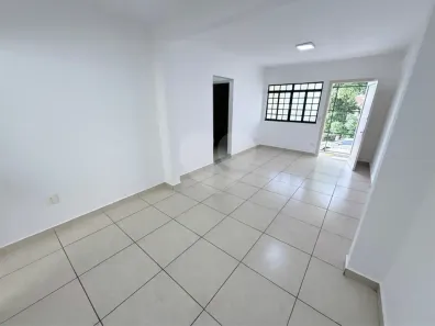 Casa com 2 Quartos para alugar, 100m² no Centro, Piracicaba
