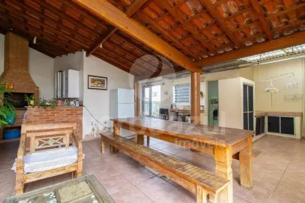 Casa com 3 Quartos à venda, 283m² no Vila Industrial, Campinas