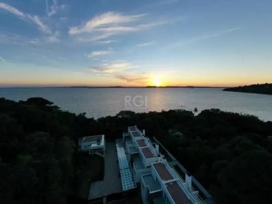 Casa de Condomínio com 3 Quartos à venda, 344m² no Pedra Redonda, Porto Alegre