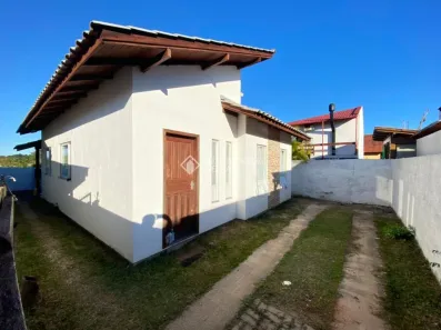 Casa com 3 Quartos à venda, 95m² no São João do Rio Vermelho, Florianópolis