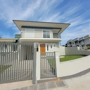 Casa com 3 Quartos à venda, 116m² no Forquilhas, São José