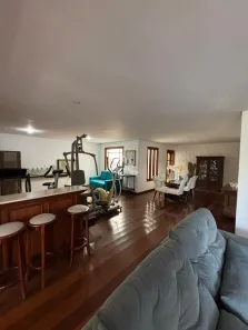 Casa com 3 Quartos à venda, 181m² no Medianeira, Porto Alegre