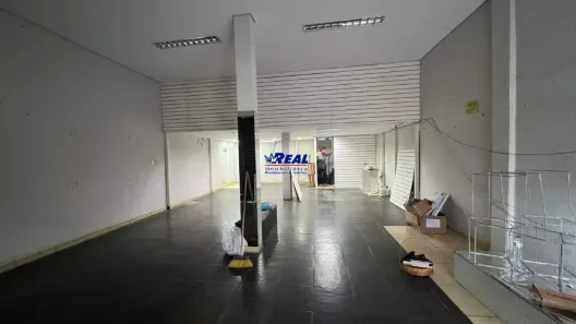 Ponto Comercial para alugar, 80m² no Primavera, Ibirité
