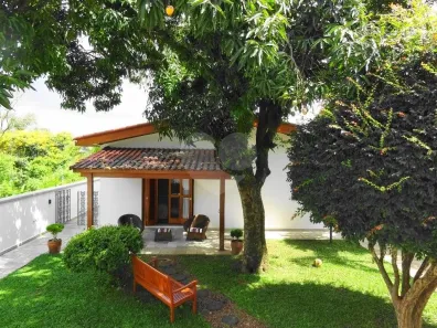 Casa com 3 Quartos à venda, 318m² no Vila Albertina, São Paulo