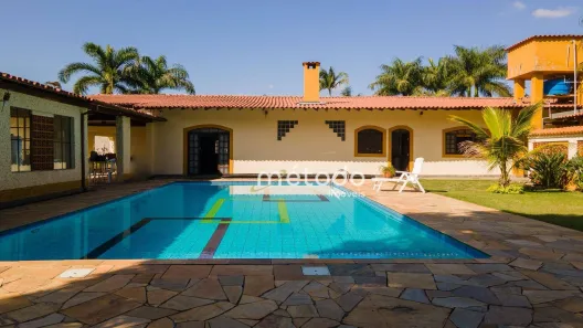 Fazenda/Sítio com 8 Quartos à venda, 490m² no Nogueira, Guararema
