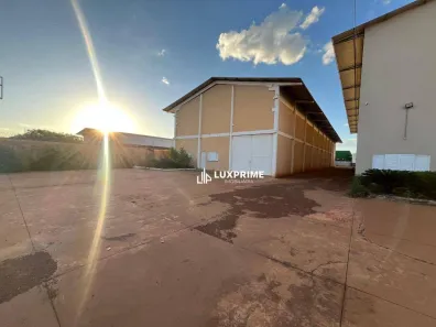 Galpão/Depósito/Armazém para alugar, 750m² no Plano Diretor Sul, Palmas
