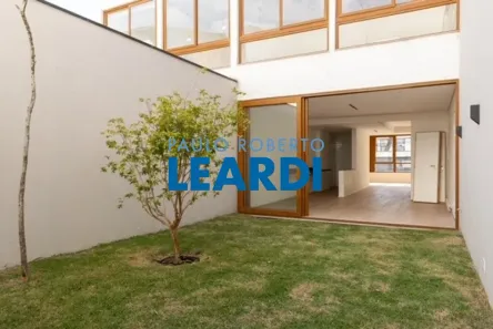 Sobrado com 3 Quartos à venda, 163m² no Vila Madalena, São Paulo