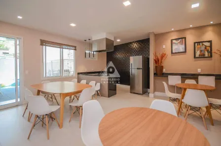 Apartamento com 2 Quartos à venda, 78m² no Laranjeiras, Rio de Janeiro
