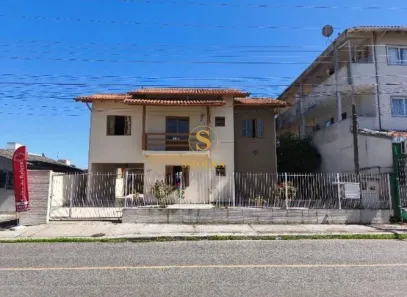 Casa com 4 Quartos à venda, 302m² no Forquilhinha, São José