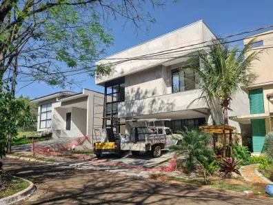 Casa de Condomínio com 3 Quartos à venda, 302m² no Esperança, Londrina