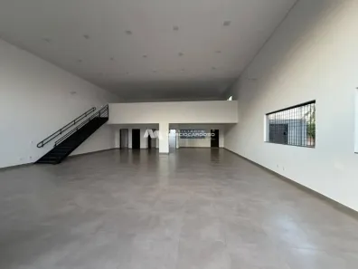 Galpão/Depósito/Armazém para alugar, 280m² no Jardim Municipal, São José do Rio Preto