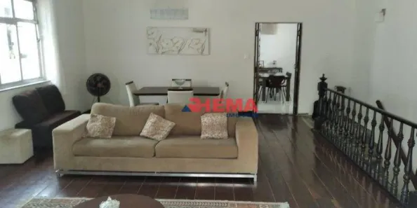 Sobrado com 3 Quartos à venda, 199m² no Boqueirão, Santos