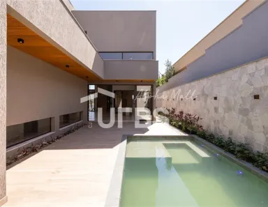 Casa de Condomínio com 4 Quartos à venda, 308m² no Jardins Itália, Goiânia