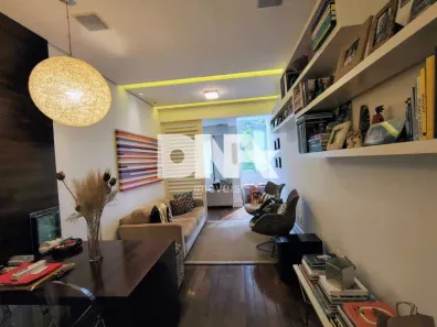 Apartamento com 2 Quartos à venda, 74m² no Leme, Rio de Janeiro