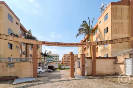 Apartamento com 2 Quartos para alugar, 53m² no Serraria, São José