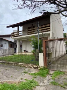 Casa com 3 Quartos à venda, 180m² no Chácara das Pedras, Porto Alegre