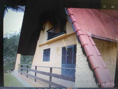 Fazenda/Sítio com 3 Quartos à venda, 1000m² no Amparo, Nova Friburgo