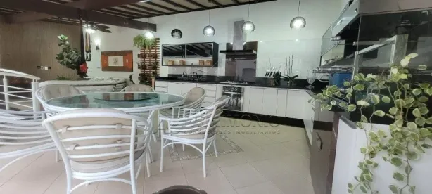 Sobrado com 3 Quartos à venda, 300m² no Vila Trujillo, Sorocaba