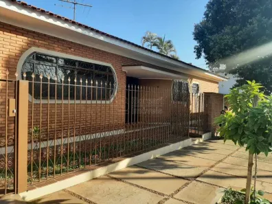 Casa com 3 Quartos à venda, 211m² no Jardim Primavera, Araraquara