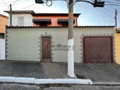 Sobrado com 4 Quartos à venda, 208m² no Água Rasa, São Paulo