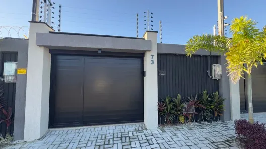 Casa com 4 Quartos para alugar, 133m² no Guaribas, Eusébio