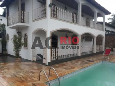 Casa de Condomínio com 3 Quartos à venda, 236m² no Taquara, Rio de Janeiro