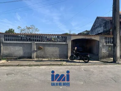 Casa com 3 Quartos à venda, 191m² no Vila São Vicente, Paranaguá