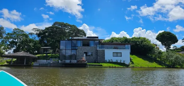 Casa de Condomínio com 7 Quartos à venda, 700m² no Portão, Lauro de Freitas