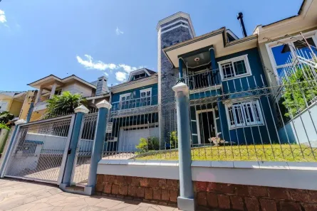 Casa com 4 Quartos à venda, 240m² no Marechal Rondon, Canoas