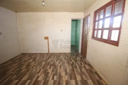 Casa com 2 Quartos para alugar, 68m² no Fragata, Pelotas