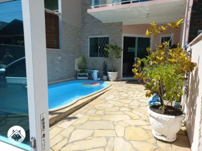 Sobrado com 3 Quartos à venda, 85m² no Centro, Balneário Piçarras