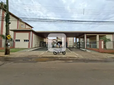 Apartamento com 2 Quartos para alugar, 50m² no Conjunto Alvorada, Uberlândia