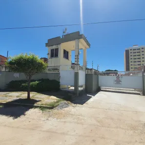 Casa de Condomínio com 2 Quartos para alugar, 65m² no Itaperi, Fortaleza