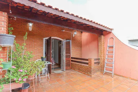 Sobrado com 4 Quartos à venda, 208m² no Veloso, Osasco