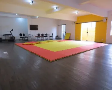 Imóvel Comercial com 5 Quartos à venda, 600m² no Vila Yara, Osasco